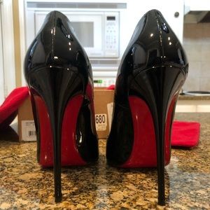 Christian Louboutin So Kate heels